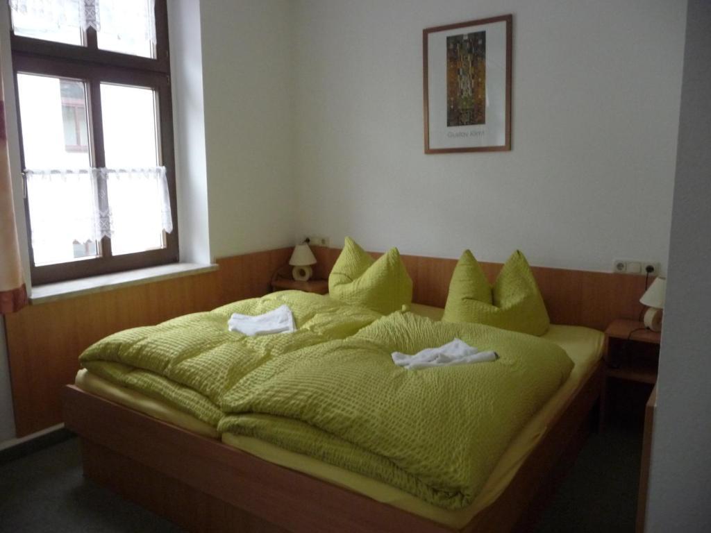 Kerkermeister Pension Ауербах Екстериор снимка